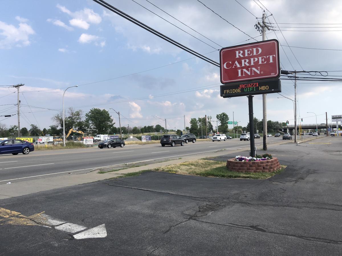 Red Carpet Inn Tonawanda Exterior photo