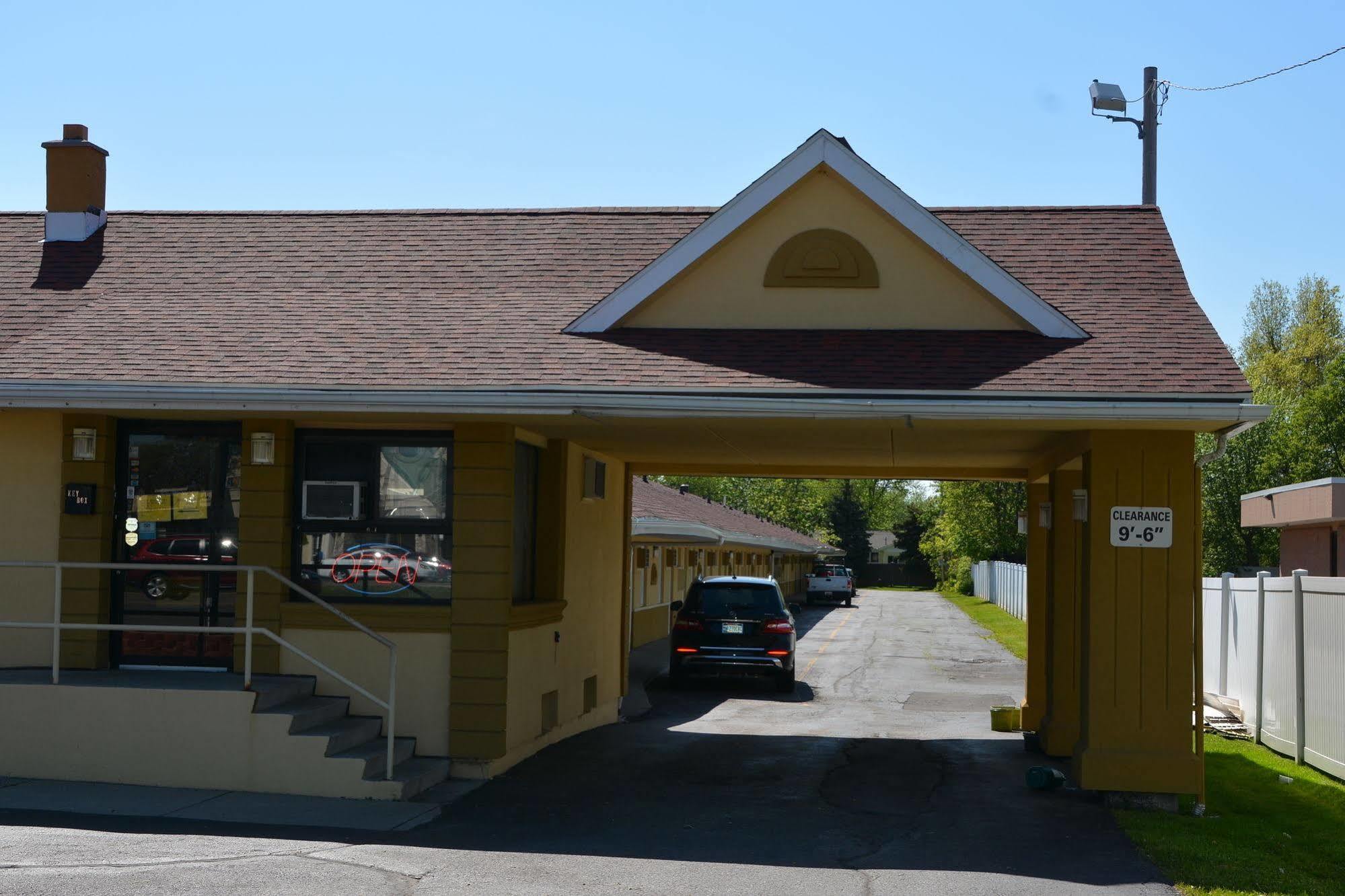 Red Carpet Inn Tonawanda Exterior photo